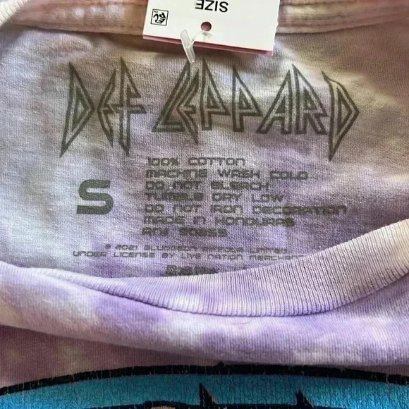 Def Leppard Hysteria Unisex Tshirt NWT - Picture 4 of 4